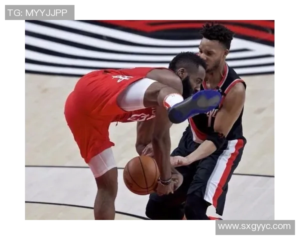 和平精英评论:RNG在防守策略中的优缺点分析与反思 和平精英评论:RNG在防守策略中的优缺点分析与反思