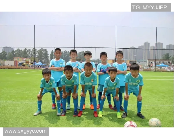 成都足球队近期状态分析与联赛表现评估